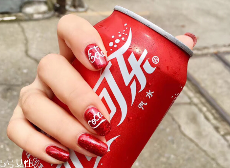 甲油膠起泡是什么原因 甲油膠起翹是什么原因 甲油膠起泡是什么原因 甲油膠起翹是什么原因