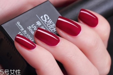 甲油膠為什么會(huì)縮膠 甲油膠縮膠的原因 甲油膠為什么會(huì)縮膠 甲油膠縮膠的原因