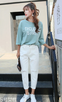 白色哈倫褲配什么衣服好看 白色哈倫褲怎么配衣服不出錯(cuò) 白色哈倫褲配什么衣服好看 白色哈倫褲怎么配衣服不出錯(cuò)