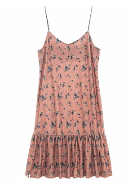 白色牛仔短外套里面配什么衣服 白色牛仔短外套怎么搭配 白色牛仔短外套里面配什么衣服 白色牛仔短外套怎么搭配