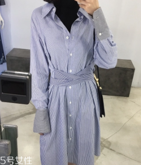 倒三角形身材適合什么裙子 倒三角形身材穿什么裙子好 倒三角形身材適合什么裙子 倒三角形身材穿什么裙子好