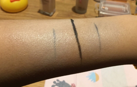 羽西粉底液和雅詩蘭黛粉底液哪個好 羽西粉底液和雅詩蘭黛粉底液哪個好