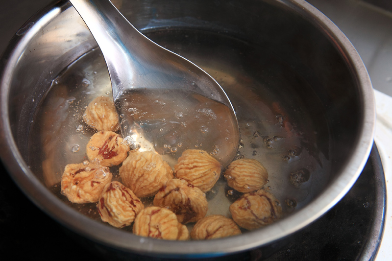生栗子怎么去皮 生栗子怎么去殼 生栗子怎么去皮 生栗子怎么去殼