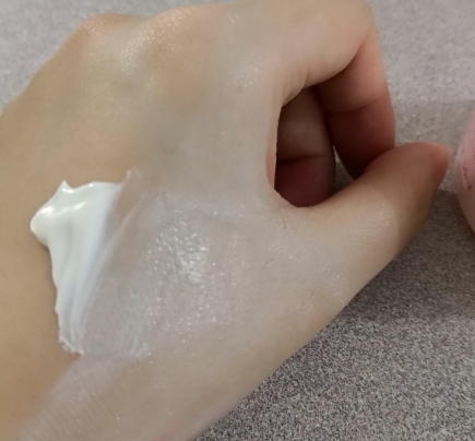 羽西白芍素顏霜好用嗎？羽西白芍素顏霜評(píng)測(cè)