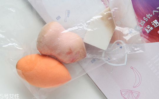 海綿粉撲如何清洗 怎么清理海綿粉撲 海綿粉撲如何清洗 怎么清理海綿粉撲