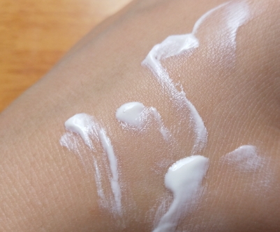 羽西白芍素顏霜多少錢？羽西白芍素顏霜成分