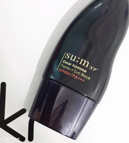 男士防曬霜用前要洗臉嗎 男士防曬霜用前用洗面奶洗嗎 男士防曬霜用前要洗臉嗎 男士防曬霜用前用洗面奶洗嗎