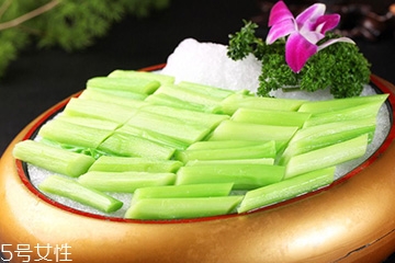 芥蘭的吃法介紹 芥蘭怎么吃 芥蘭的吃法介紹 芥蘭怎么吃