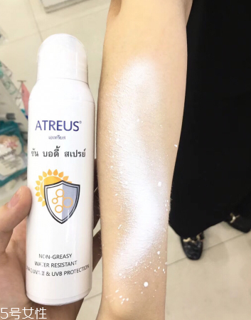 防曬噴霧里面有酒精嗎？防曬噴霧都有酒精嗎？