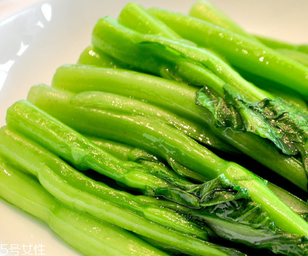 芥蘭和橄欖菜的區(qū)別 芥蘭是橄欖菜嗎？