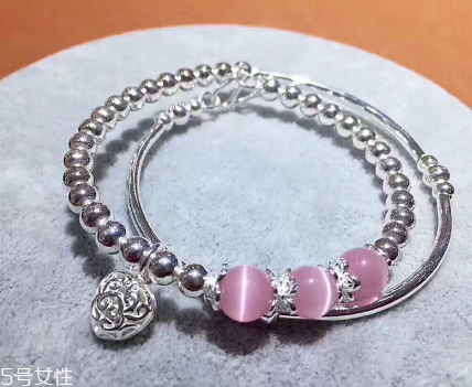 貓眼石有什么寓意？貓眼石的寓意是什么？