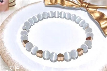 貓眼石怎么辨別真假？貓眼石真假鑒定方法