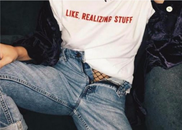 網(wǎng)襪怎么搭配 不可不知的四種穿法 網(wǎng)襪怎么搭配 不可不知的四種穿法