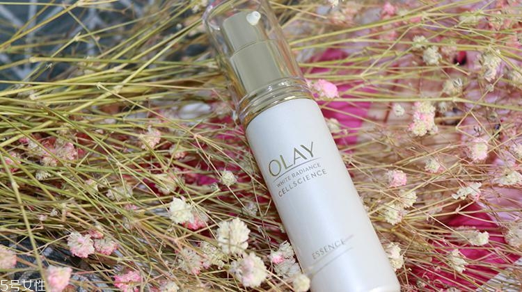 olay水感透白系列與水感透白臻粹系列哪個(gè)好？什么區(qū)別？