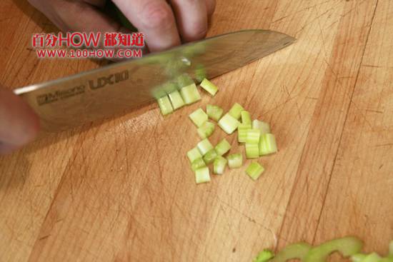 西洋芹怎么切 西洋芹怎么處理好吃 西洋芹怎么切 西洋芹怎么處理好吃