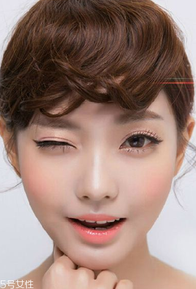 腮紅會(huì)堵塞毛孔嗎？腮紅會(huì)不會(huì)堵塞毛孔？