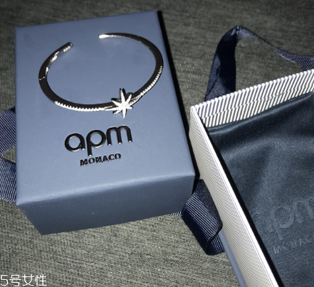 手鐲發(fā)黑是什么原因？手鐲為什么發(fā)黑？