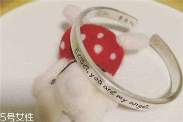 手鐲變形如何修復(fù)？手鐲變形了怎么處理？