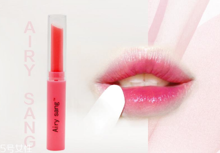 唇膏能吃嗎？潤唇膏吃進(jìn)去要不要緊？