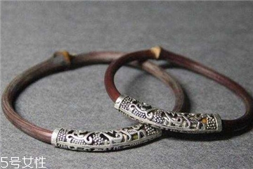 雞血藤手鐲一般多少錢？雞血藤手鐲市場(chǎng)價(jià)格