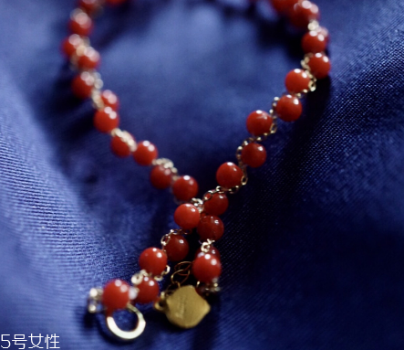 紅珊瑚手鏈有什么寓意？紅珊瑚手鏈寓意是什么？
