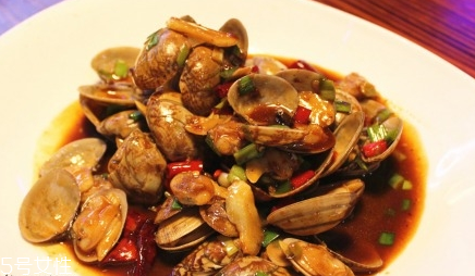 文蛤和白蛤的區(qū)別 文蛤和白蛤是一樣的嗎？