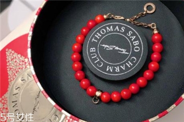 紅珊瑚手鏈真假鑒別 怎樣辨別紅珊瑚手鏈的真假？