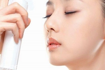 化妝水是保濕水嗎？化妝水是保濕用的嗎？