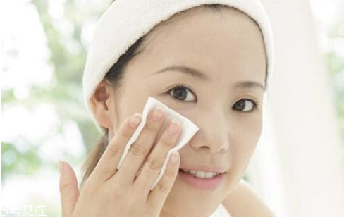 化妝水是保濕水嗎？化妝水是保濕用的嗎？