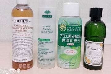 化妝水能涂眼部嗎？眼部可以涂化妝水嗎？