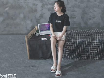 夏天穿什么涼鞋舒服？夏天適合穿什么涼鞋？