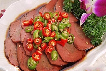 鹿肉可以和什么菜搭配？