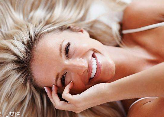 化妝水如何濕敷？怎么用化妝水濕敷？