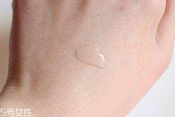 化妝水搖晃后有很多泡泡好不好？