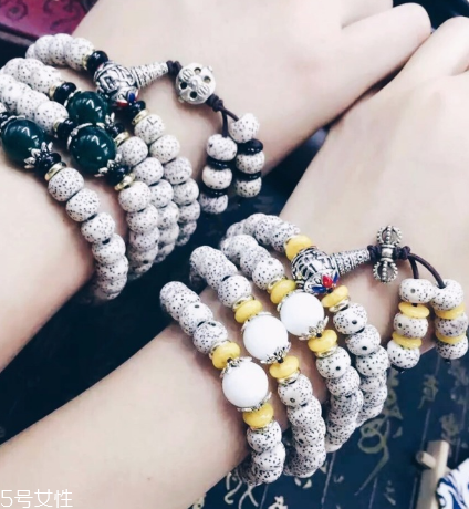 星月菩提可以用橄欖油嗎？星月菩提手串上橄欖油好嗎？