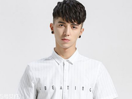 2018夏天男生發(fā)型 男生夏季清爽發(fā)型 2018夏天男生發(fā)型 男生夏季清爽發(fā)型