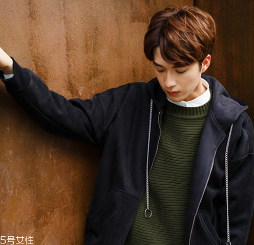 2022夏天男發(fā)型 男生夏季清爽發(fā)型 2022夏天男發(fā)型 男生夏季清爽發(fā)型