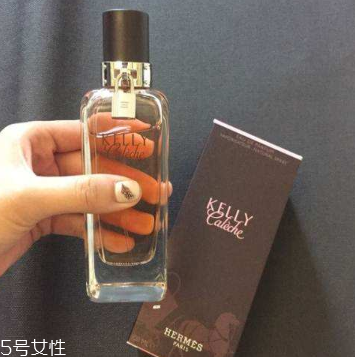 香水太濃怎么用最好 濃烈香水的使用方法 香水太濃怎么用最好 濃烈香水的使用方法