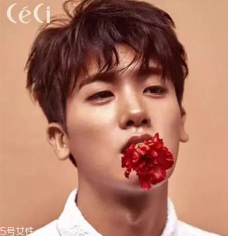 2018男生燙發(fā)發(fā)型最新 2018男生燙發(fā)發(fā)型圖片 2018男生燙發(fā)發(fā)型最新 2018男生燙發(fā)發(fā)型圖片