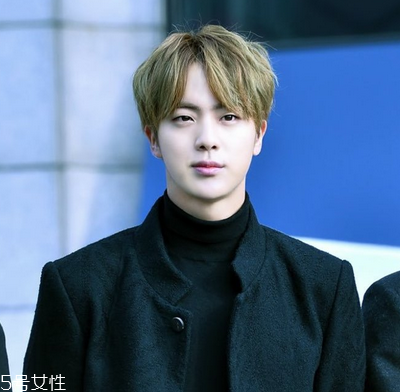 男生鍋蓋頭超帥發(fā)型 男生鍋蓋頭怎么留 男生鍋蓋頭超帥發(fā)型 男生鍋蓋頭怎么留