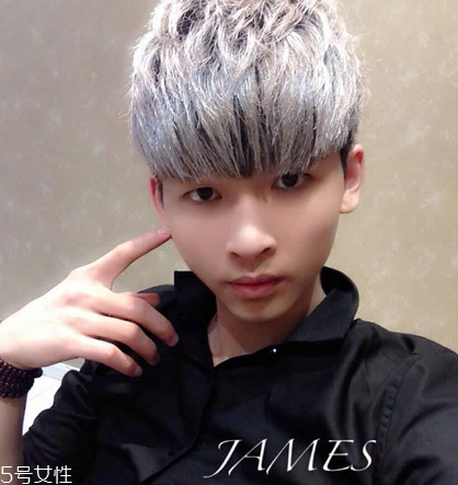 男生鍋蓋頭超帥發(fā)型 男生鍋蓋頭怎么留 男生鍋蓋頭超帥發(fā)型 男生鍋蓋頭怎么留