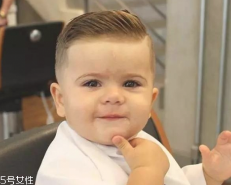 2022小男孩發(fā)型圖片 2022小男孩發(fā)型短發(fā)潮流 2022小男孩發(fā)型圖片 2022小男孩發(fā)型短發(fā)潮流