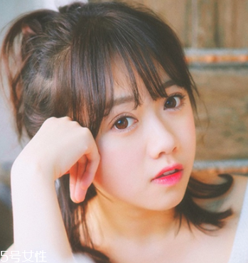 圓臉丸子頭怎么扎好看 圓臉怎么扎丸子頭 圓臉丸子頭怎么扎好看 圓臉怎么扎丸子頭