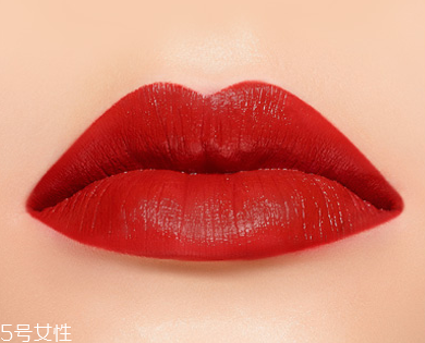 口紅會(huì)傳染艾滋病嗎？口紅里會(huì)有艾滋病毒嗎？