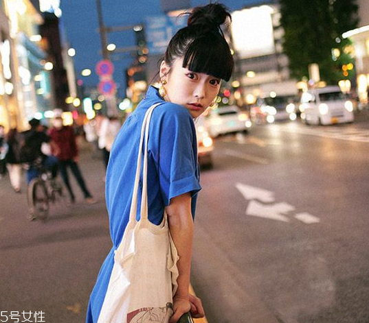 齊劉海怎么弄好看 2022年最流行的齊劉海 齊劉海怎么弄好看 2022年最流行的齊劉海