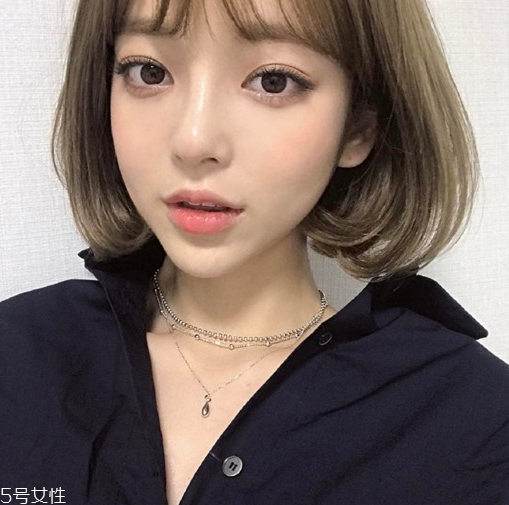 齊劉海怎么弄好看 2022年最流行的齊劉海 齊劉海怎么弄好看 2022年最流行的齊劉海