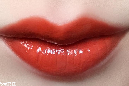 口紅為什么含鉛？口紅里為什么要加鉛？