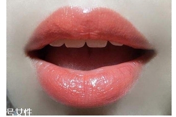 口紅為什么不沾杯？口紅不沾杯的原理