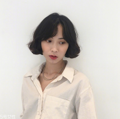 短發(fā)有劉海好看還是沒有劉海好看 短發(fā)有劉海發(fā)型圖片 短發(fā)有劉海好看還是沒有劉海好看 短發(fā)有劉海發(fā)型圖片