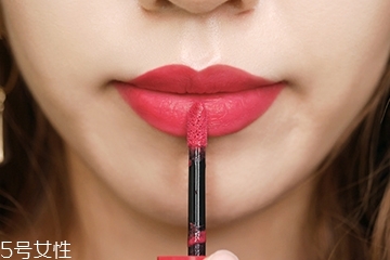 口紅弄到墻上怎么去掉？墻上口紅印怎么去掉？